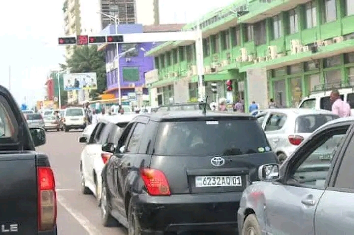 Image default